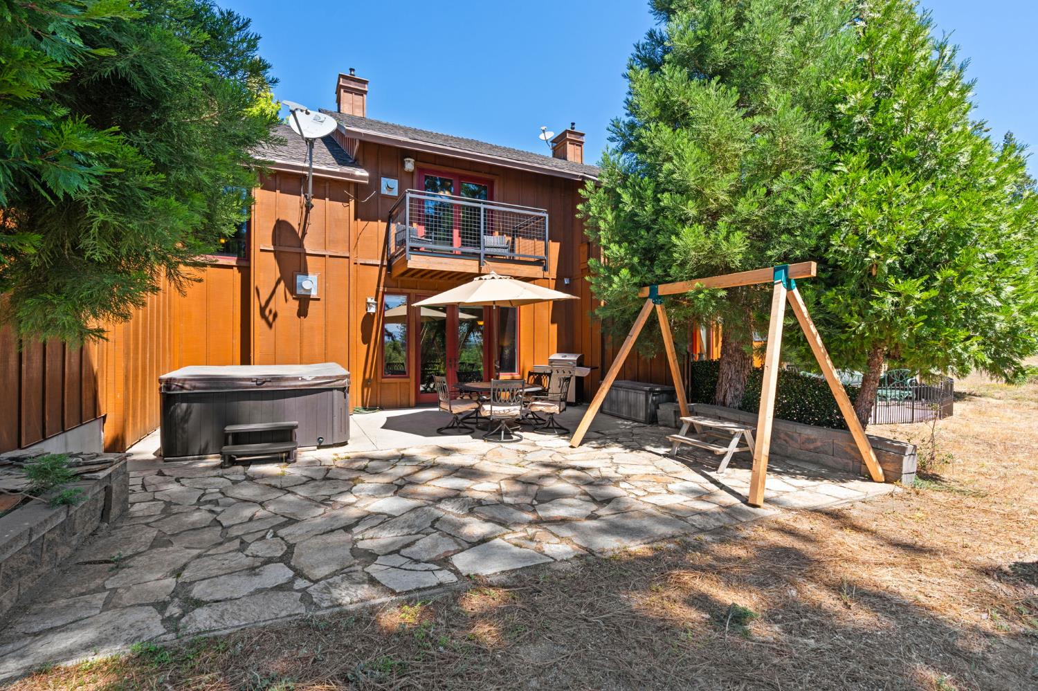 42158 Majestic Ln, Shaver Lake, CA 93664