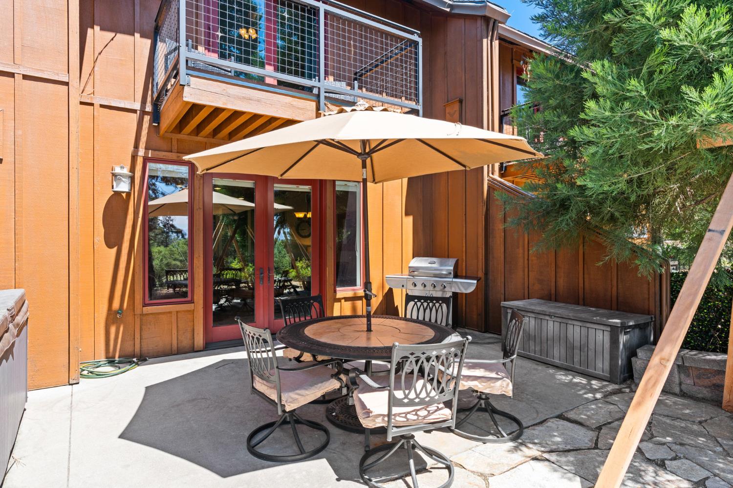 42158 Majestic Ln, Shaver Lake, CA 93664