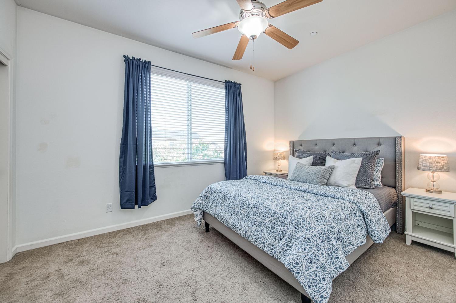 3727 Chessa Ln, Clovis, CA 93619