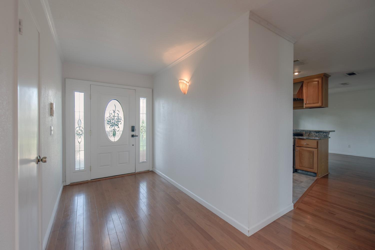 1248 W Mesa Ave, Fresno, CA 93711