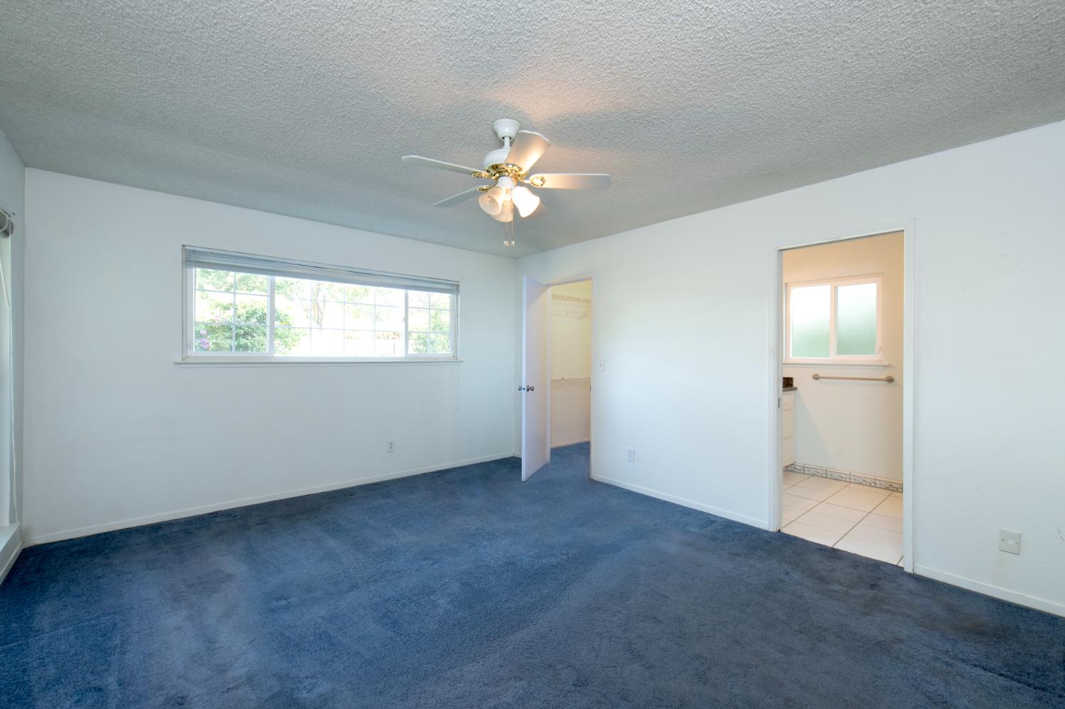 1248 W Mesa Ave, Fresno, CA 93711