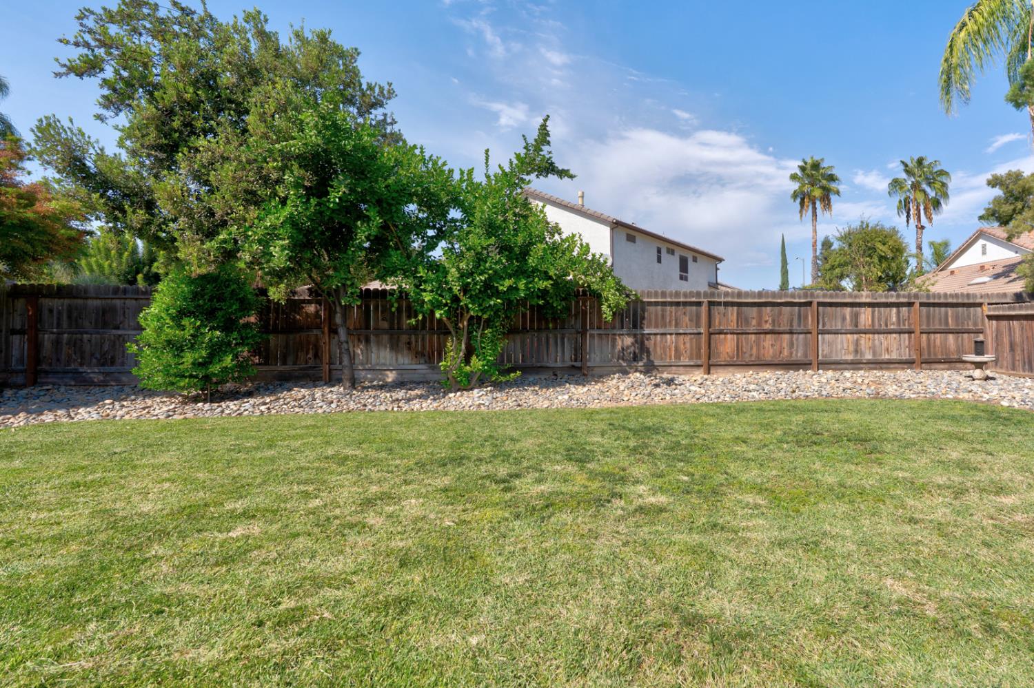 1564 E Waterford Ave, Fresno, CA 93720
