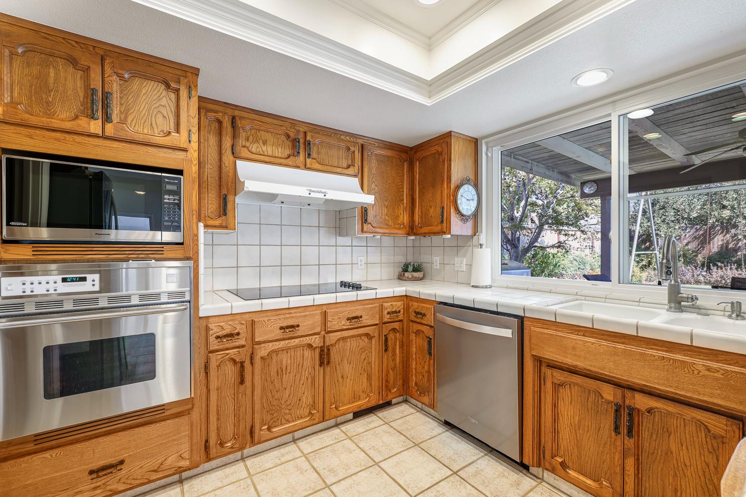 6270 N Tamera Ave, Fresno, CA 93711
