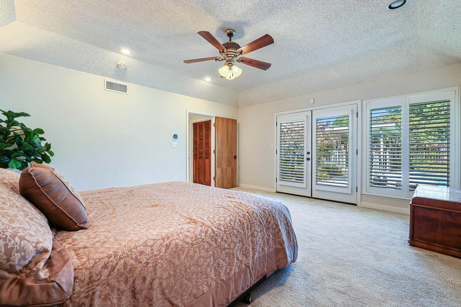 6270 N Tamera Ave, Fresno, CA 93711