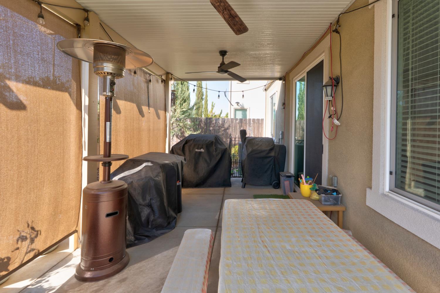 10857 N Knowlton Way, Fresno, CA 93730
