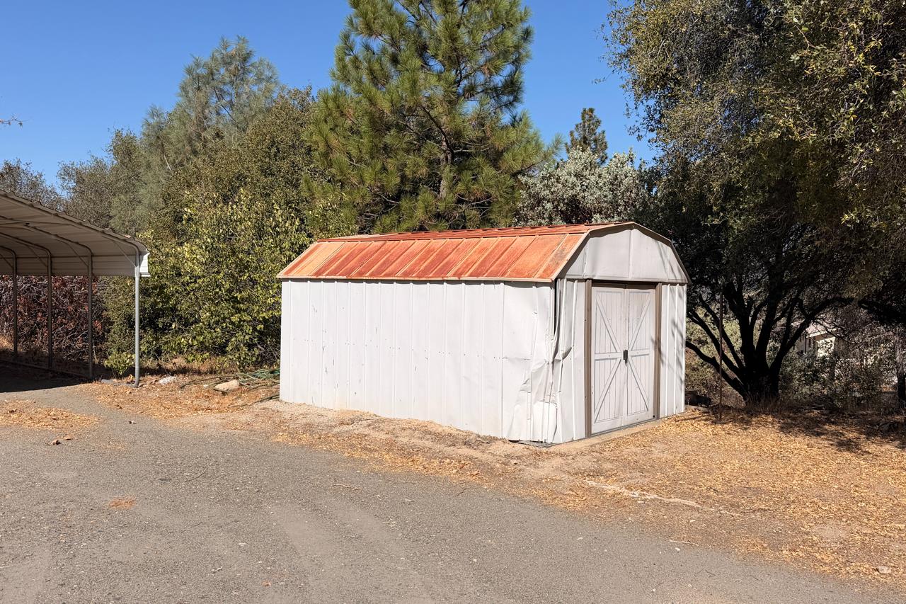33030 Road 233, North Fork, CA 93643