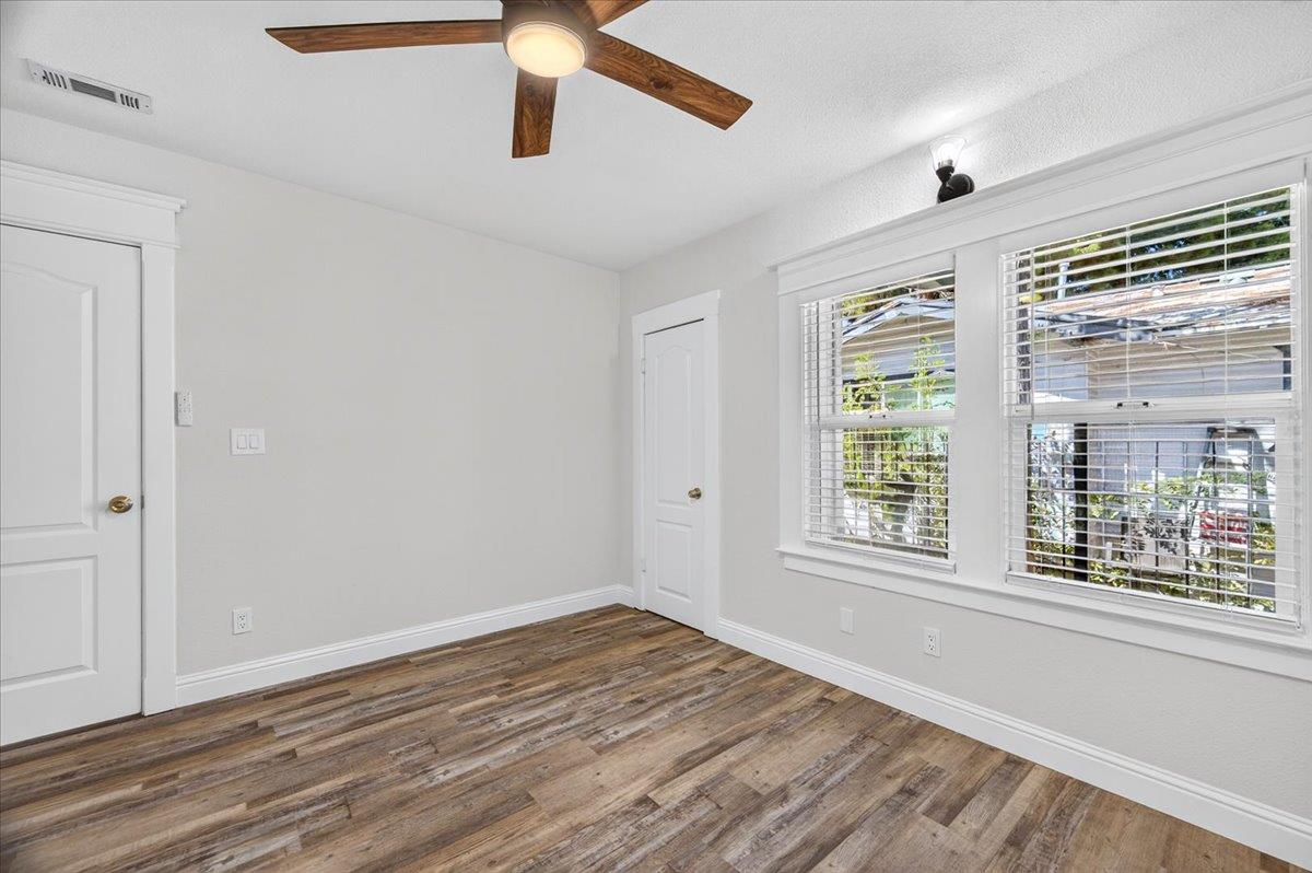 926 N Thorne, Fresno, CA 93728