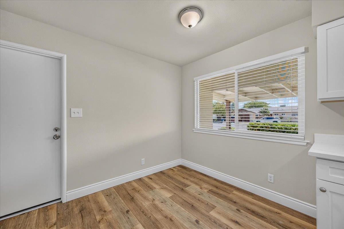 957 W Pico, Clovis, CA 93612