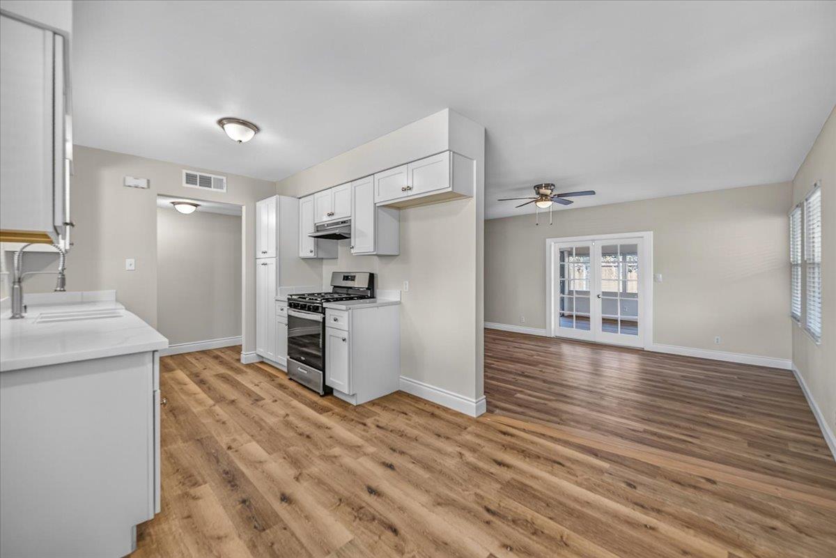 957 W Pico, Clovis, CA 93612