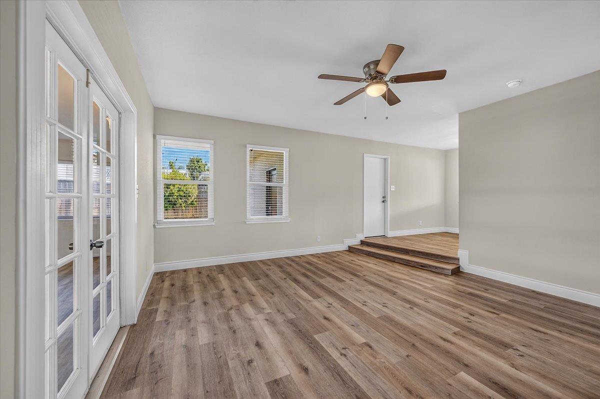 957 W Pico, Clovis, CA 93612