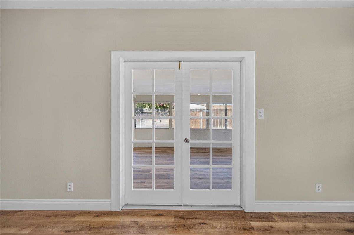 957 W Pico, Clovis, CA 93612