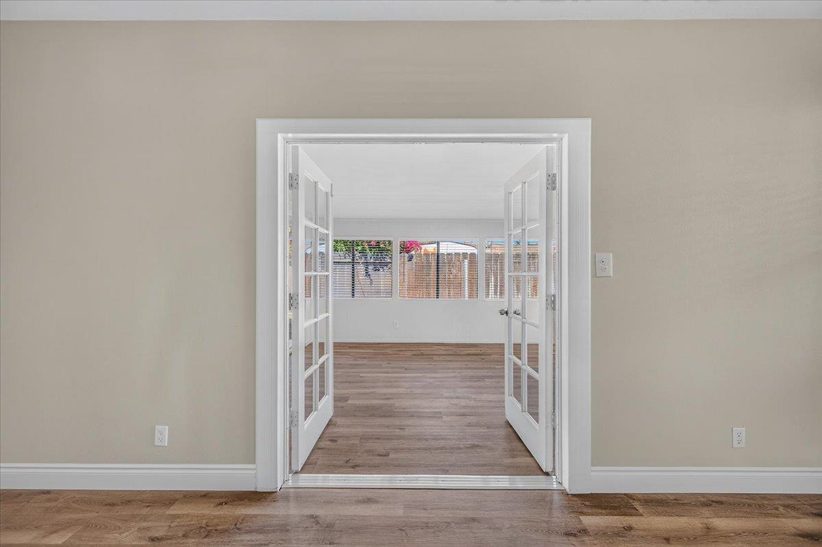 957 W Pico, Clovis, CA 93612