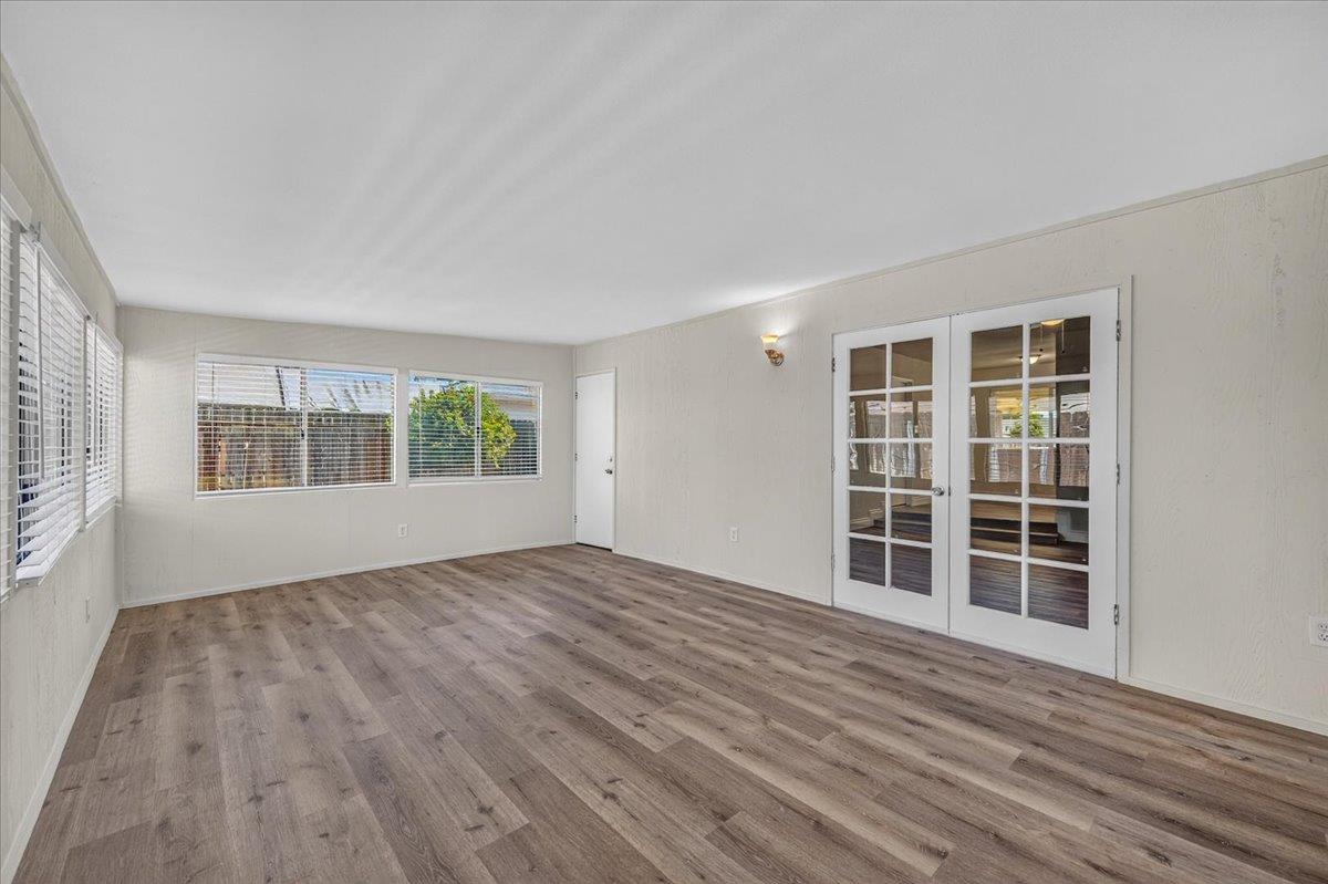957 W Pico, Clovis, CA 93612