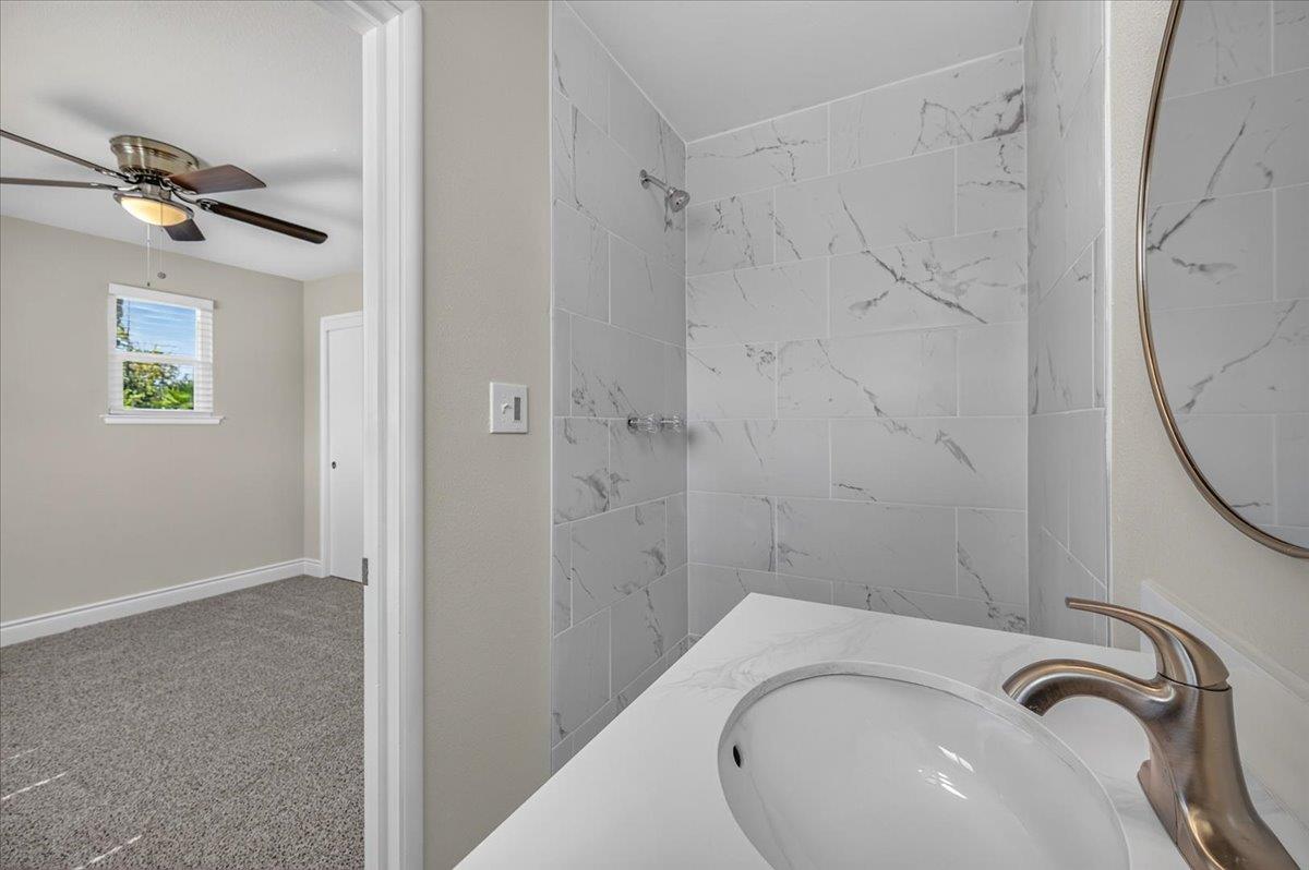 957 W Pico, Clovis, CA 93612