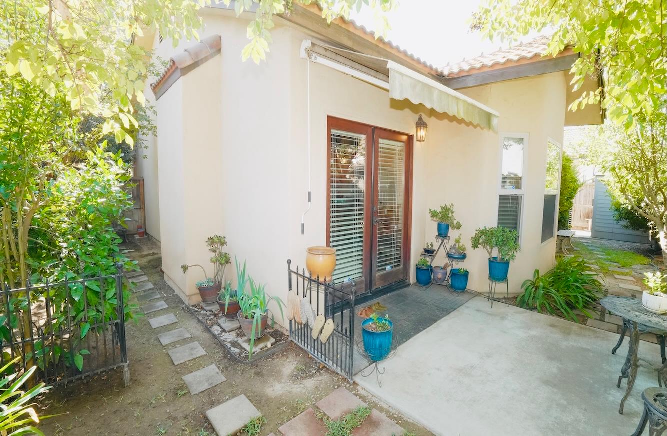 5445 N Salinas Ave, Fresno, CA 93722