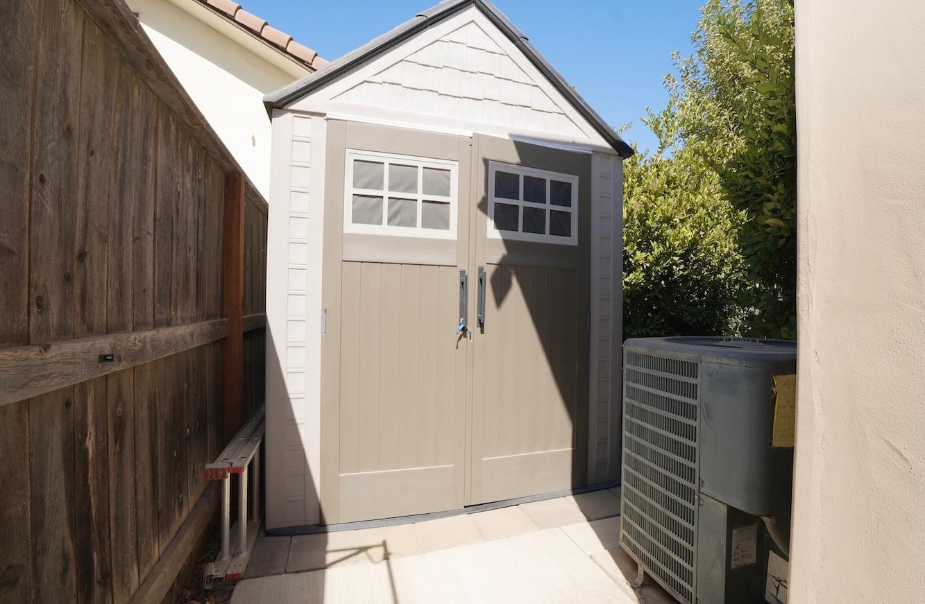 5445 N Salinas Ave, Fresno, CA 93722