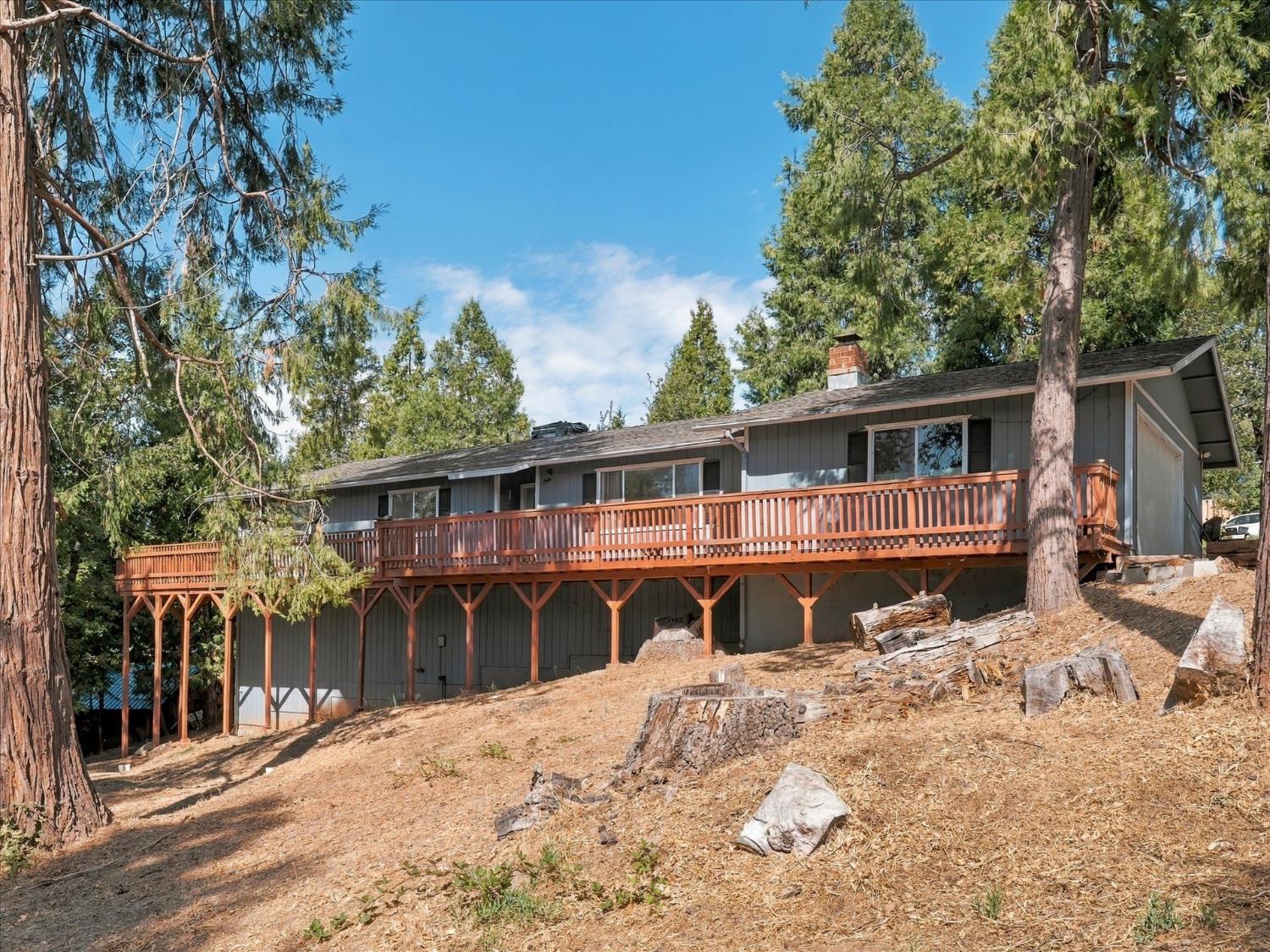 33298 Vista Dr W, North Fork, CA 93643