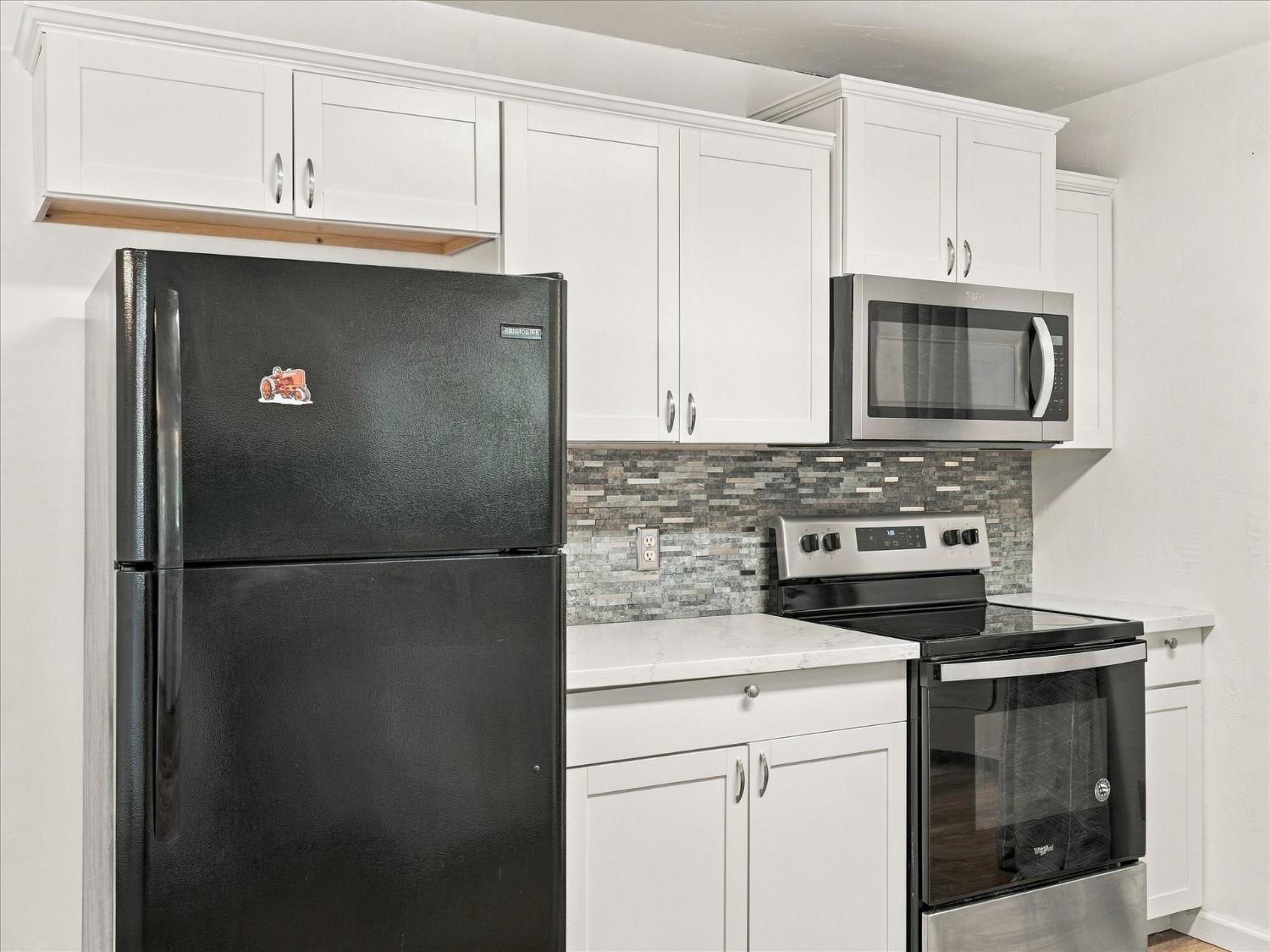 33298 Vista Dr W, North Fork, CA 93643