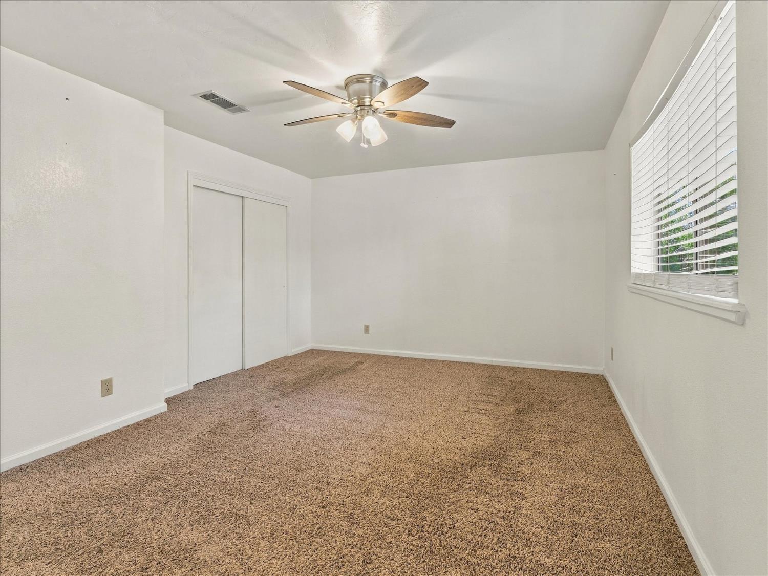 33298 Vista Dr W, North Fork, CA 93643