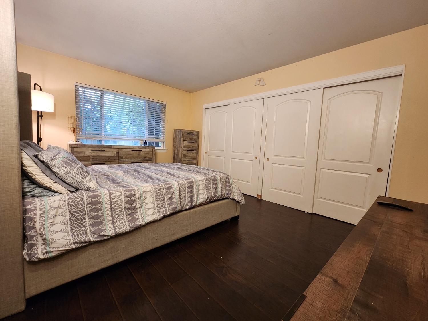 6672 N Woodson Ave, Fresno, CA 93711