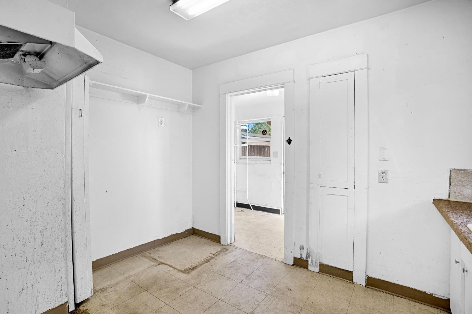 1026 N Arthur Ave, Fresno, CA 93728