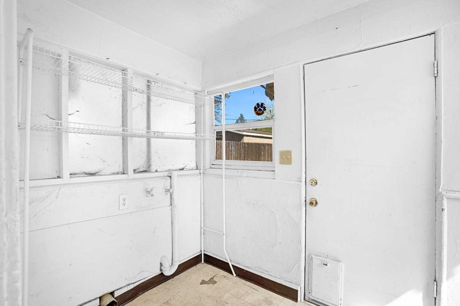 1026 N Arthur Ave, Fresno, CA 93728