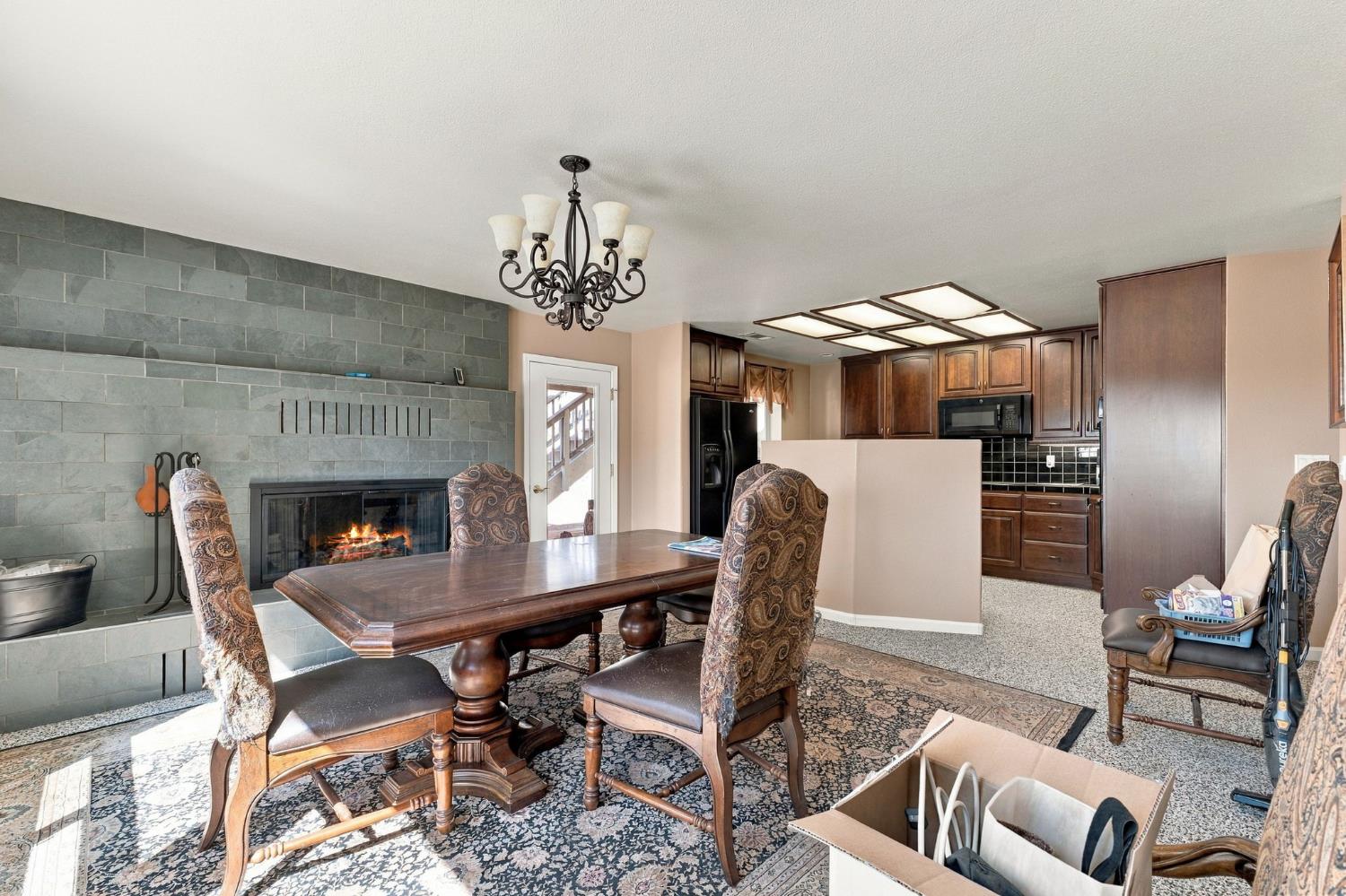 52658 Alpine Dr, Springville, CA 93265