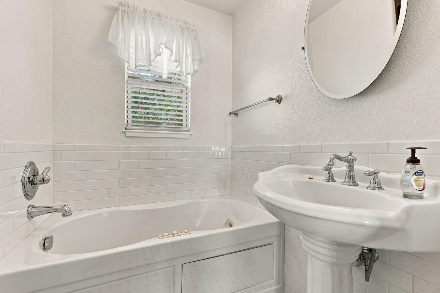 52658 Alpine Dr, Springville, CA 93265