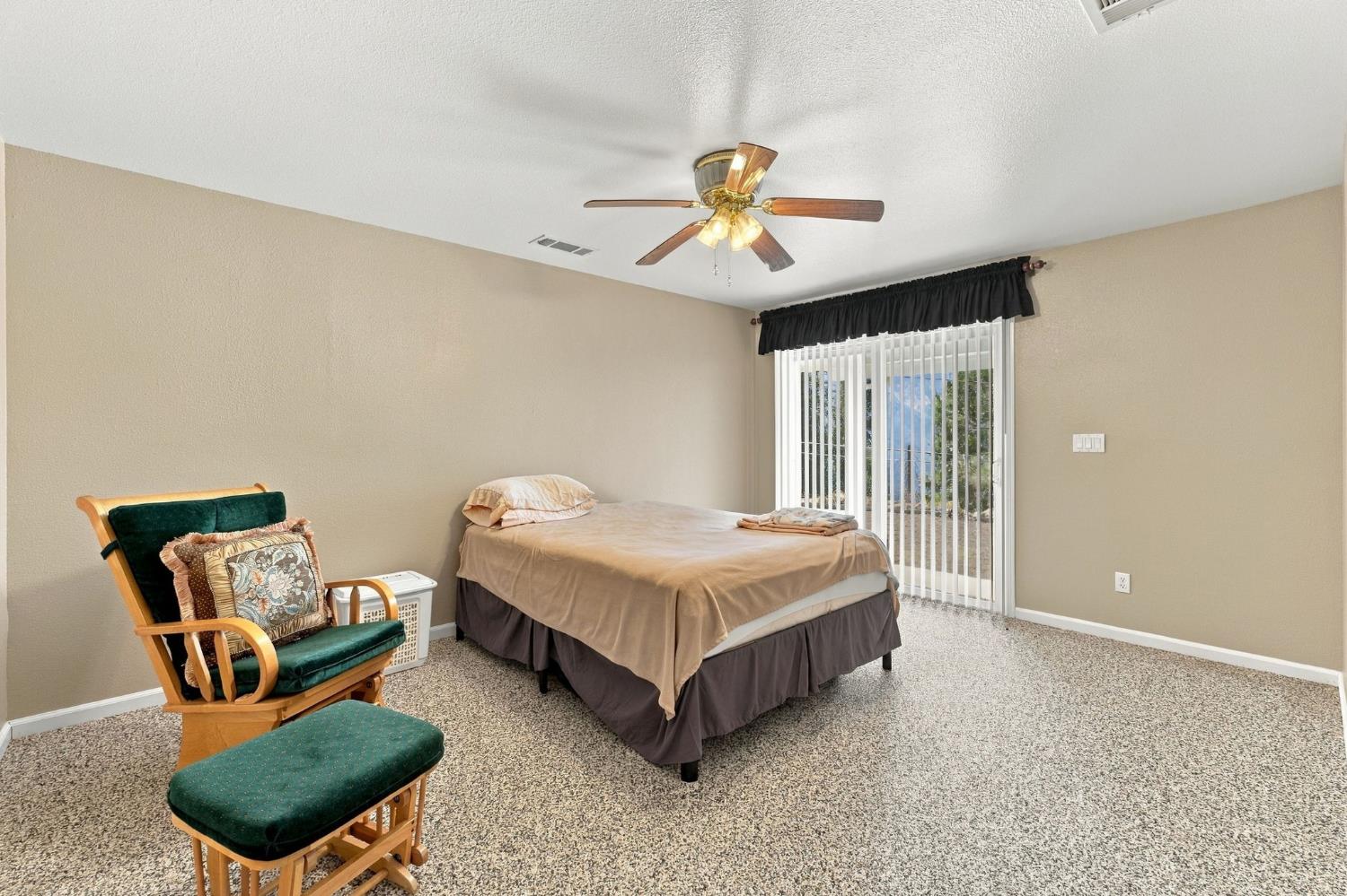 52658 Alpine Dr, Springville, CA 93265