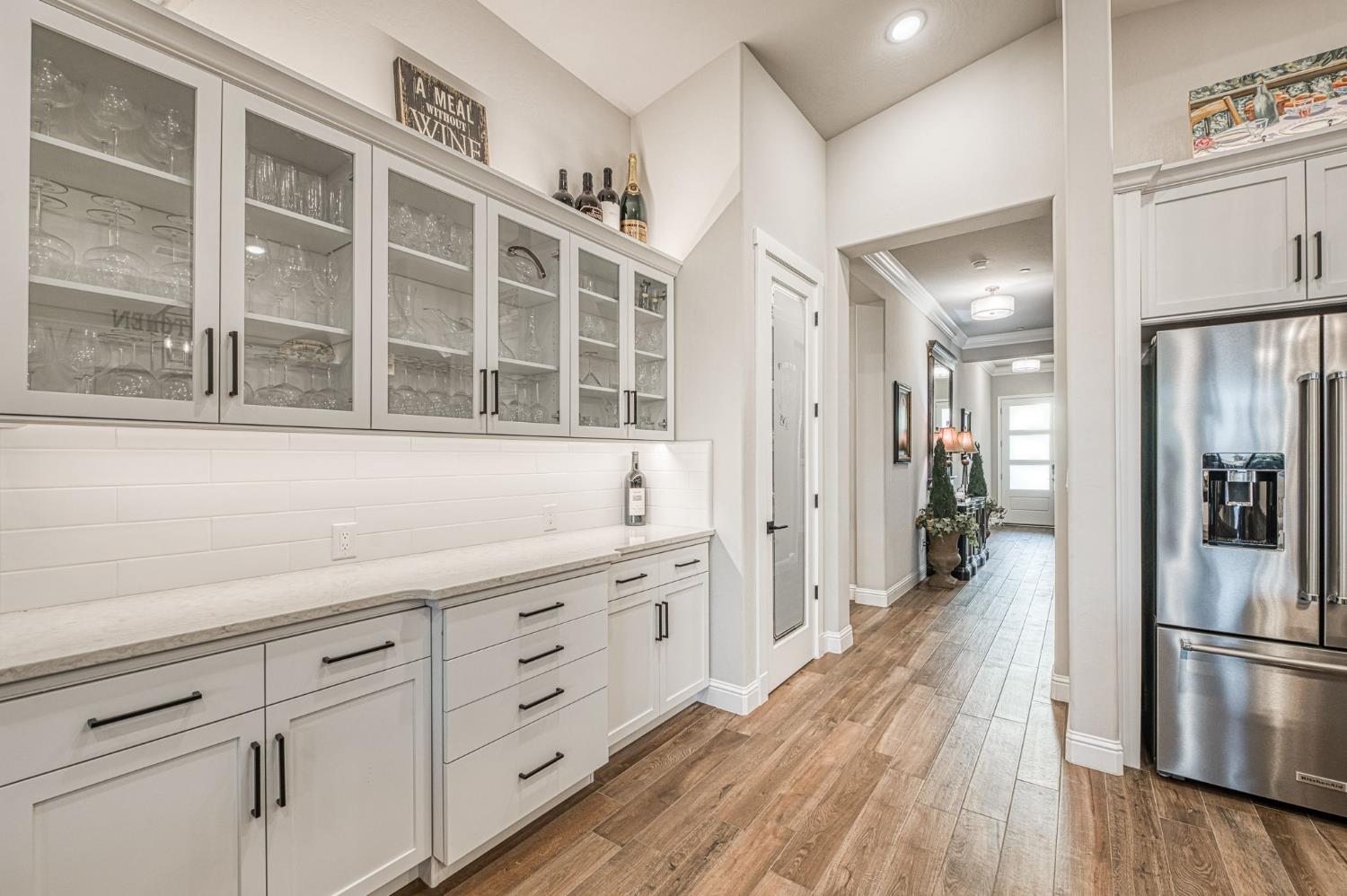 11114 N Via Rimini Dr, Fresno, CA 93730