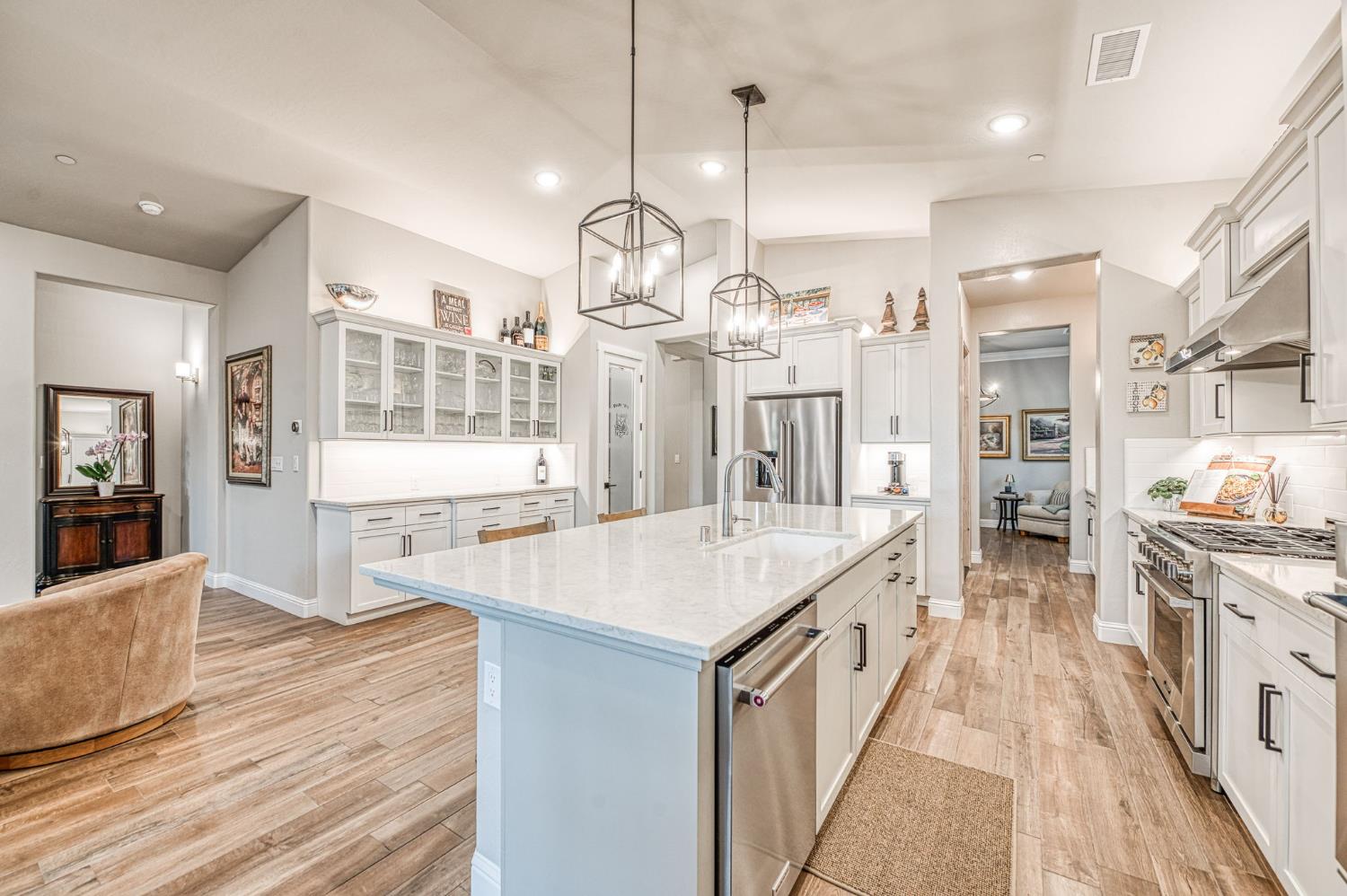 11114 N Via Rimini Dr, Fresno, CA 93730