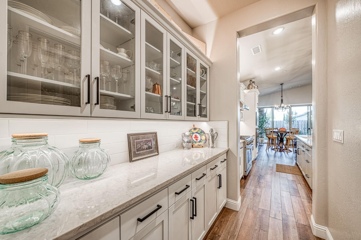 11114 N Via Rimini Dr, Fresno, CA 93730
