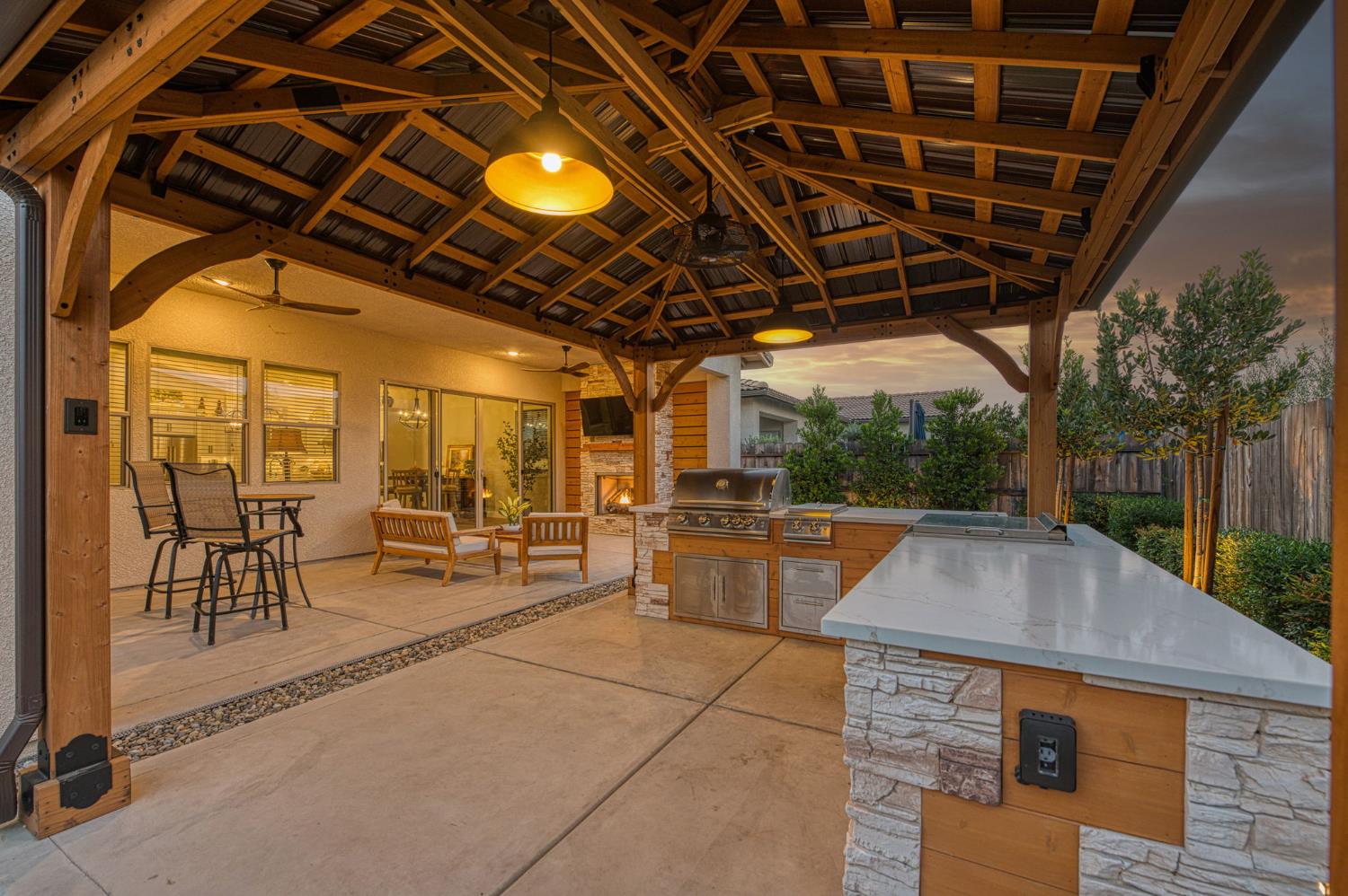 11114 N Via Rimini Dr, Fresno, CA 93730