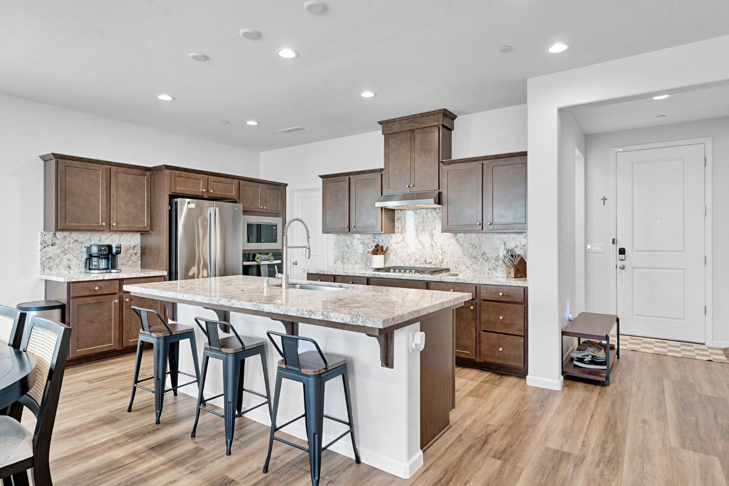 4159 Purvis Ave, Clovis, CA 93619