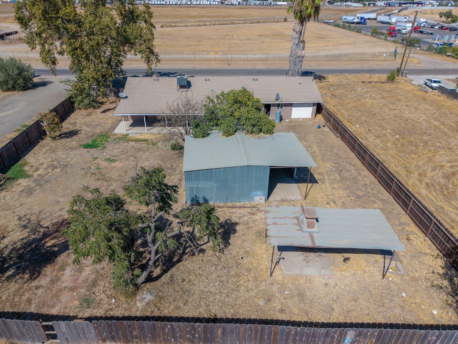 3555 W Nielsen Ave, Fresno, CA 93706