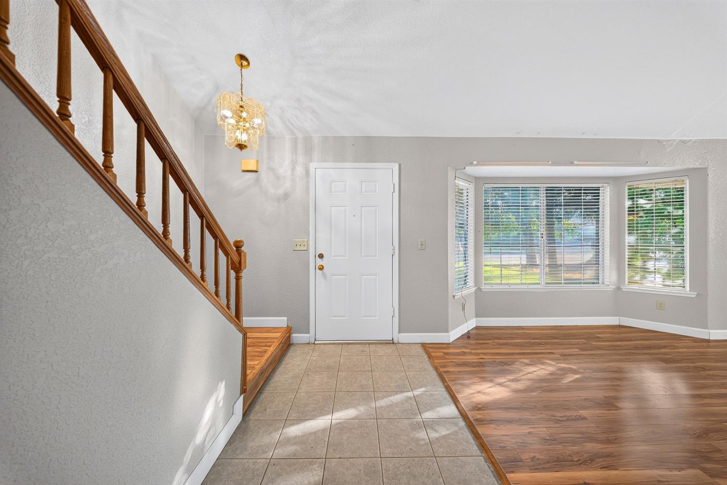 4129 W Regency Ave, Fresno, CA 93722