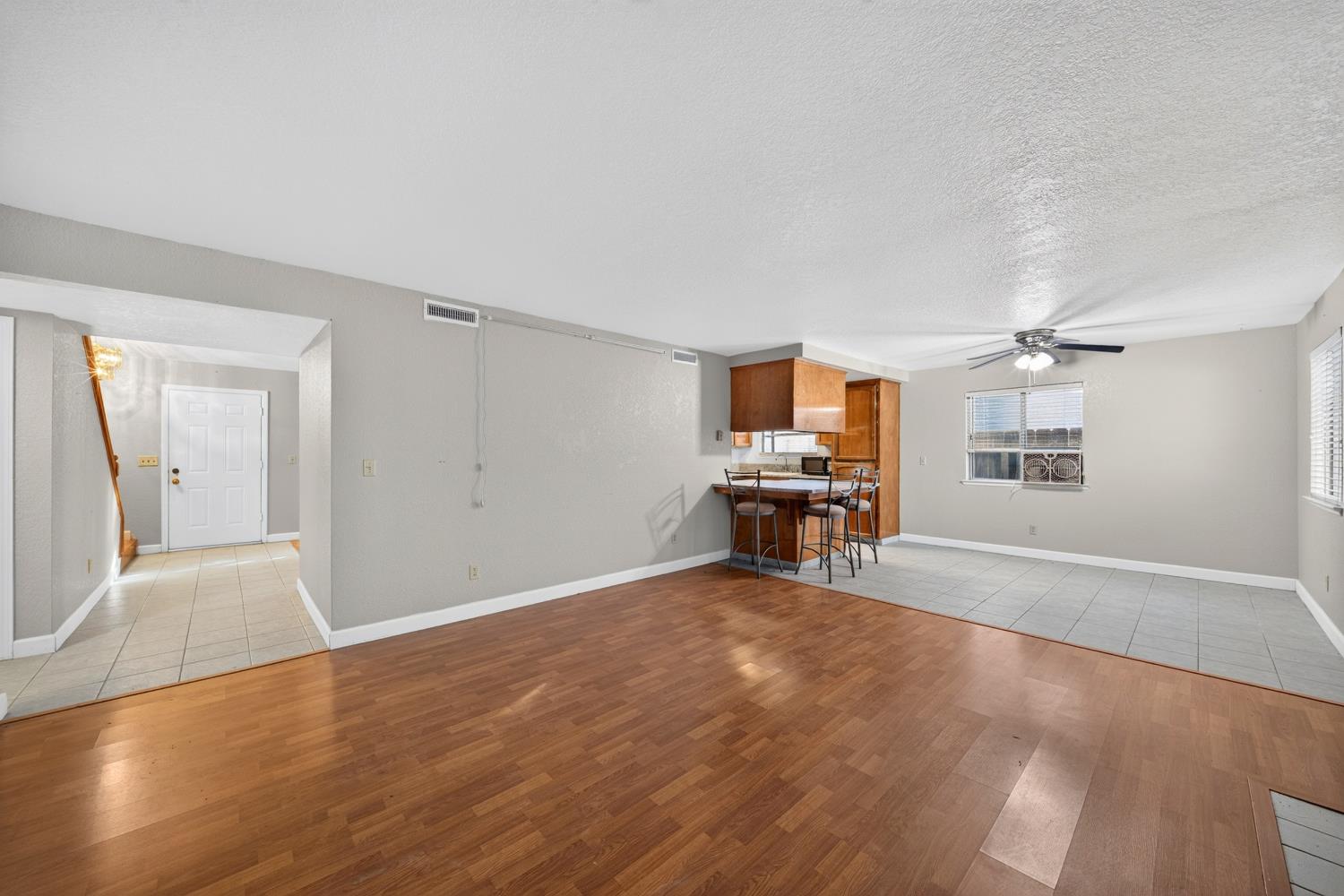 4129 W Regency Ave, Fresno, CA 93722