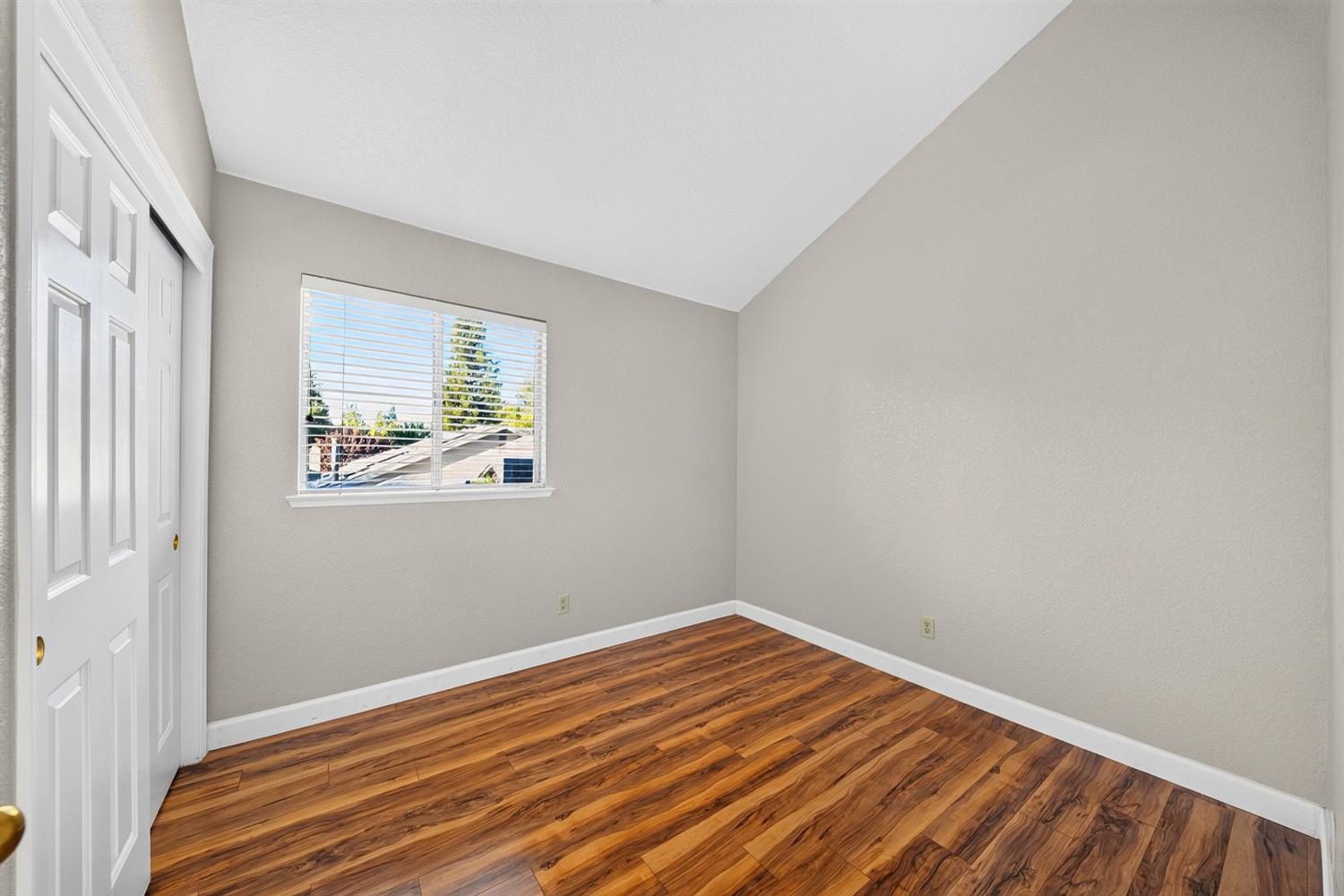 4129 W Regency Ave, Fresno, CA 93722
