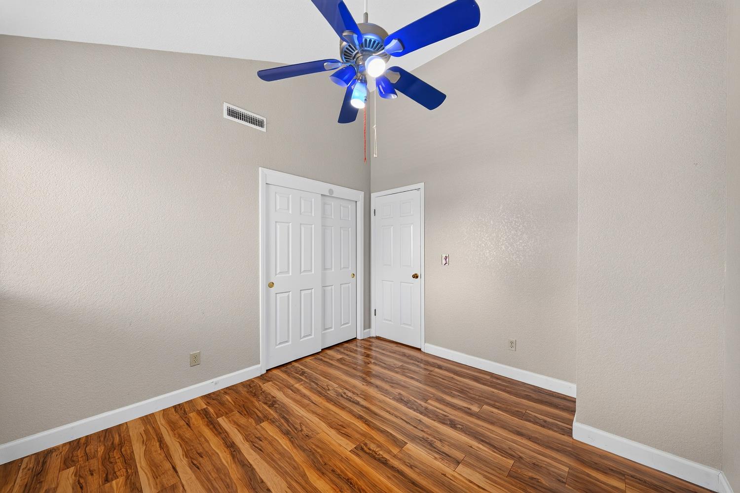 4129 W Regency Ave, Fresno, CA 93722