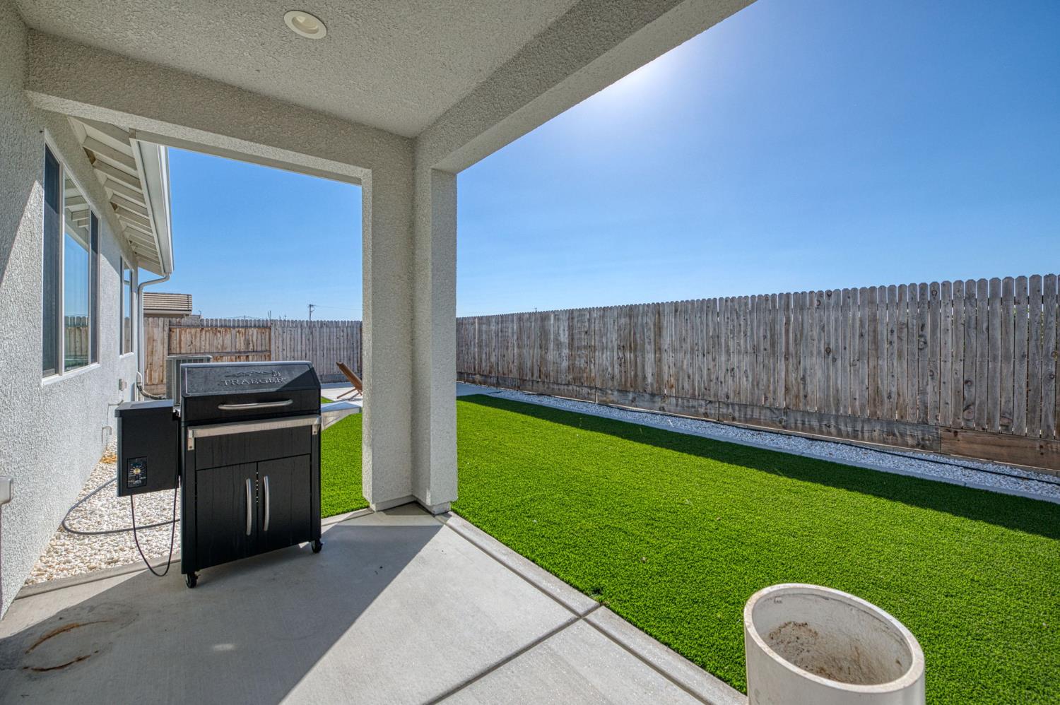 720 S Kandarian Ave, Fowler, CA 93625