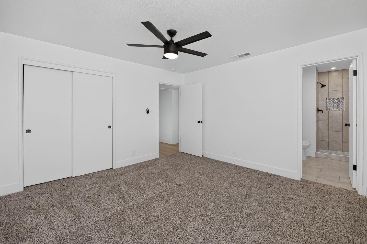 4665 N Bond Ave, Fresno, CA 93726