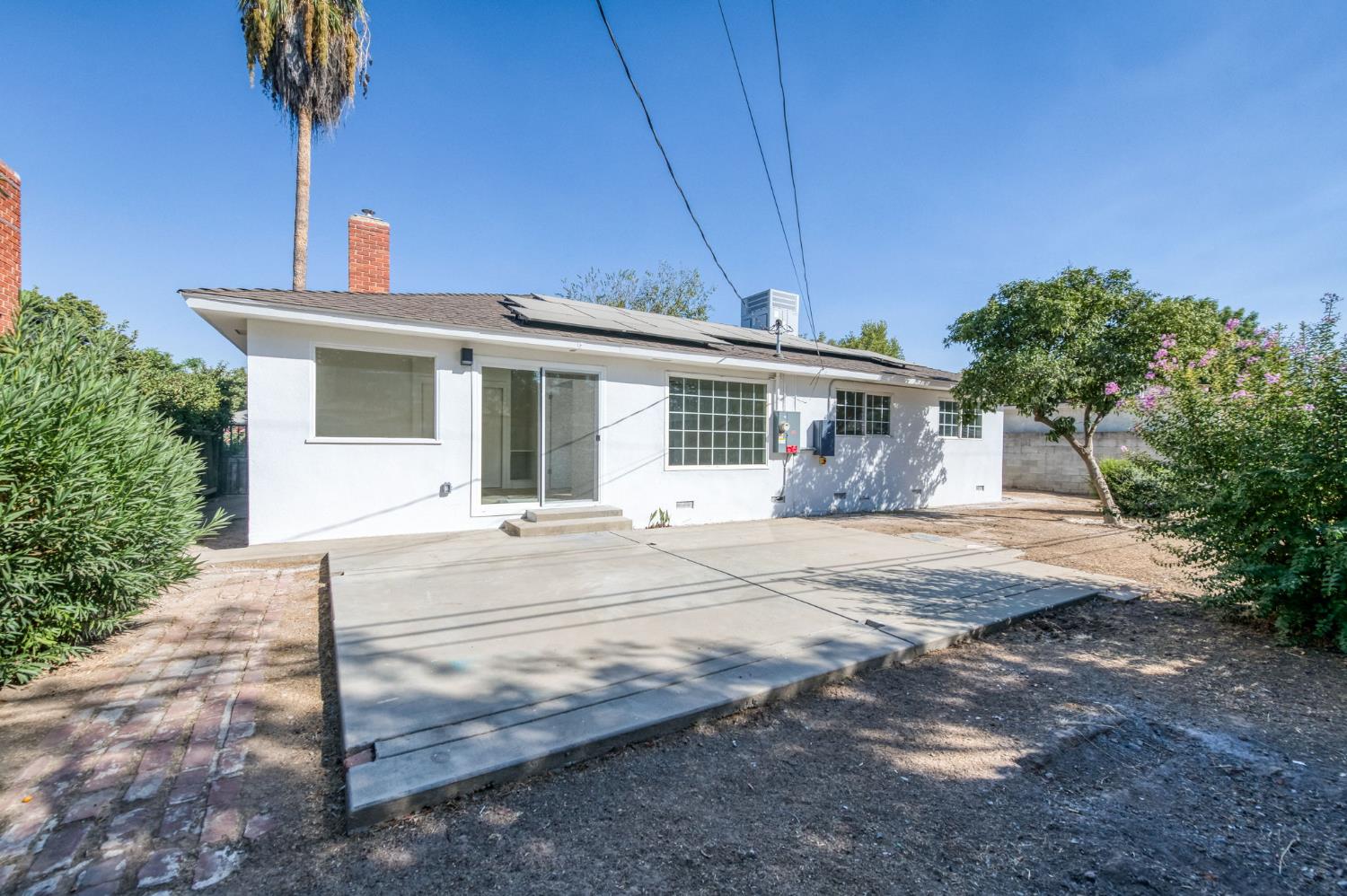 4665 N Bond Ave, Fresno, CA 93726