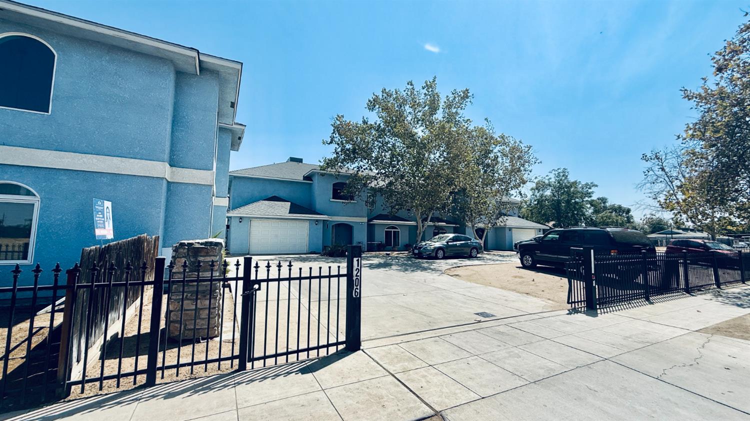 1206 Tulare, Fresno, CA 93706