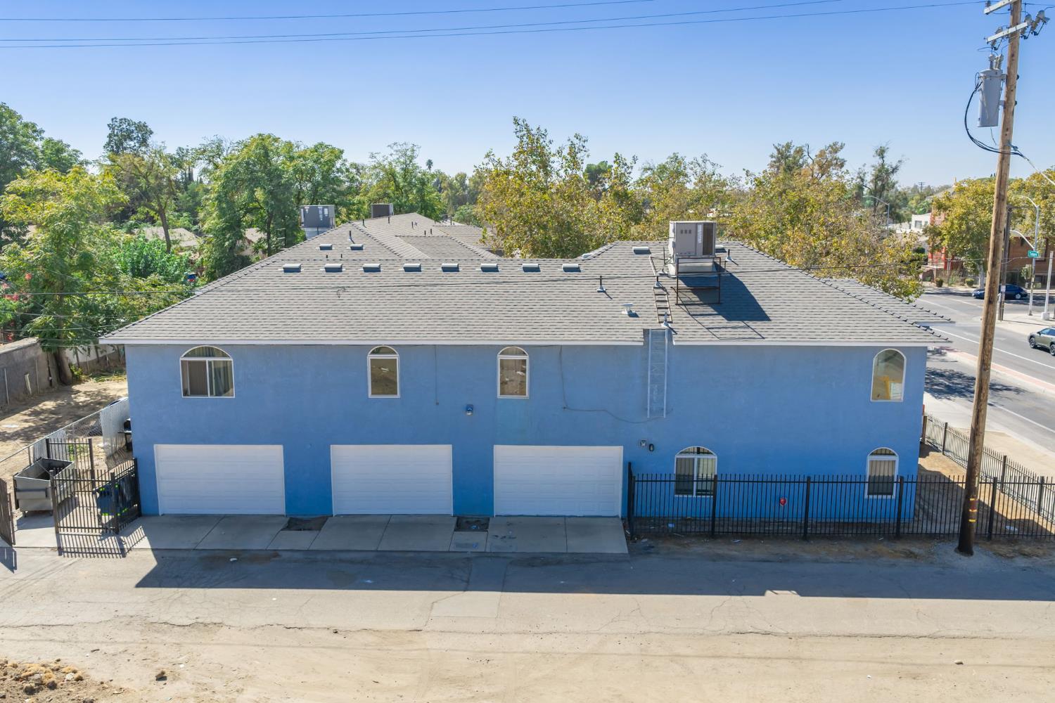 1206 Tulare, Fresno, CA 93706