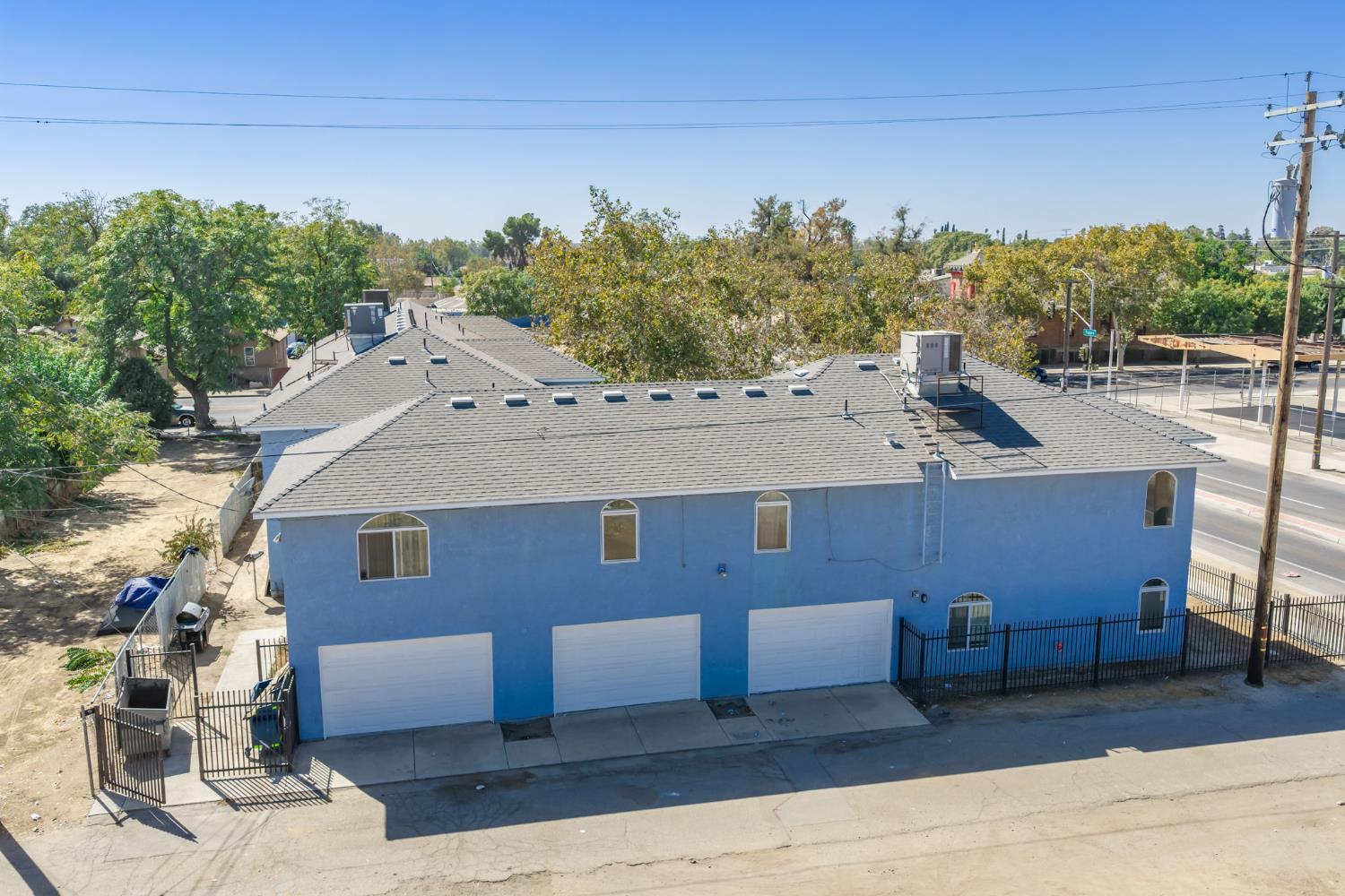 1206 Tulare, Fresno, CA 93706