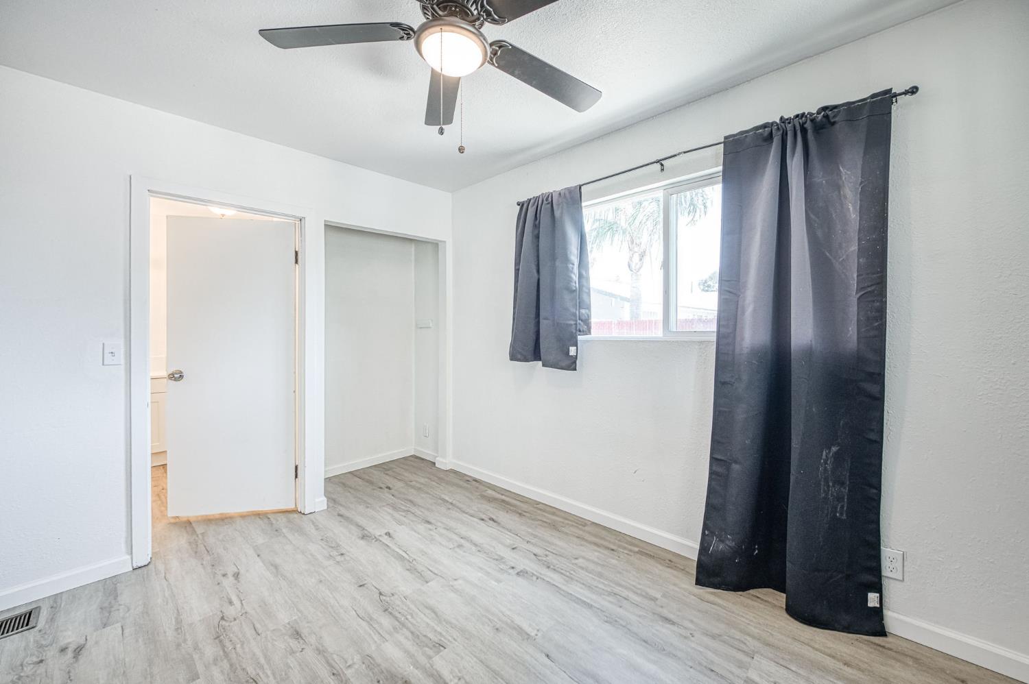 2146 W Dudley Ave, Fresno, CA 93728