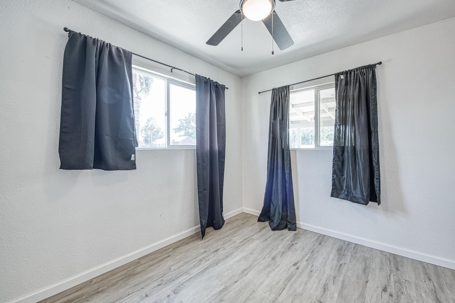 2146 W Dudley Ave, Fresno, CA 93728