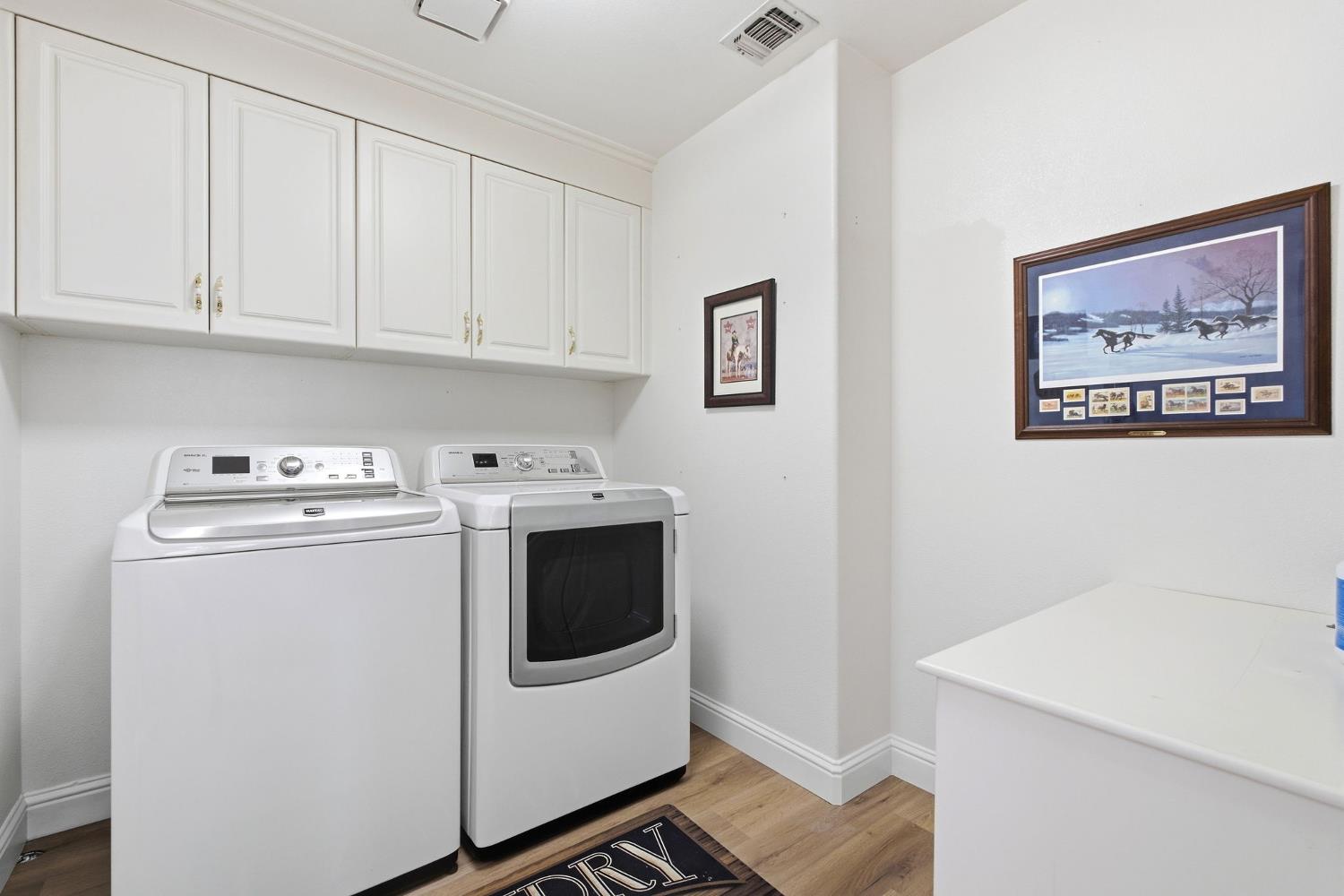 2843 Carolina Ave, Clovis, CA 93611