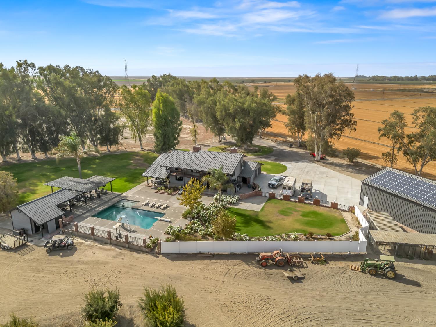 9235 24th Ave, Lemoore, CA 93245