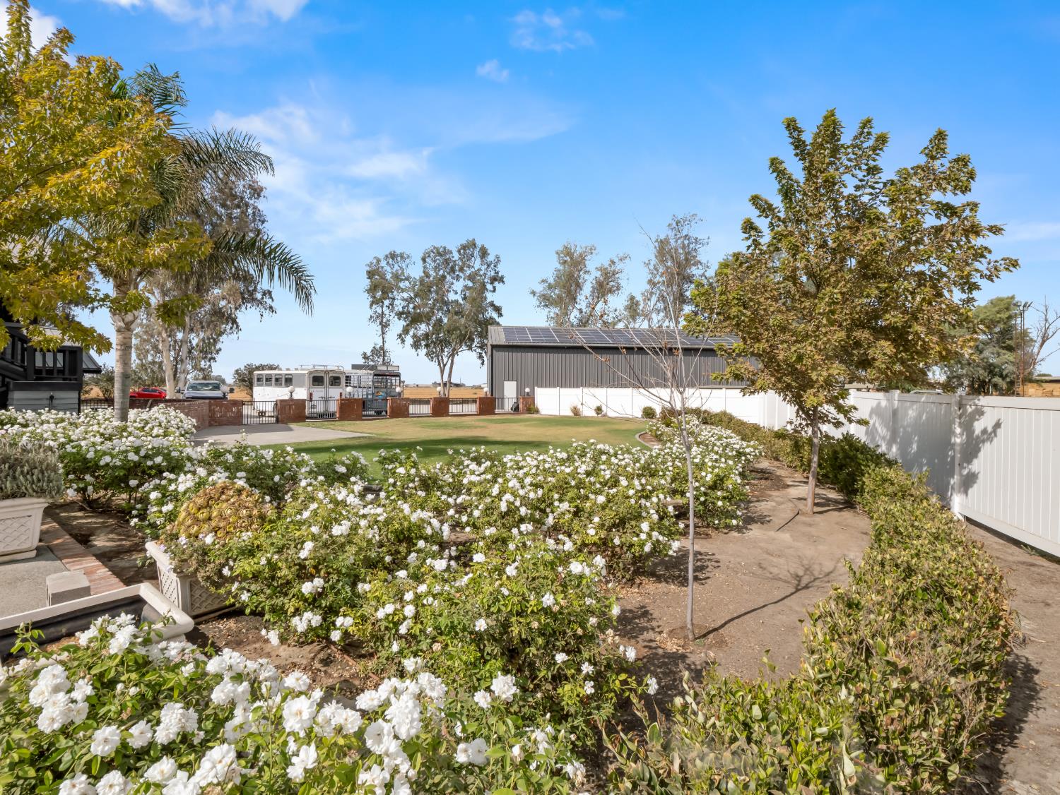 9235 24th Ave, Lemoore, CA 93245